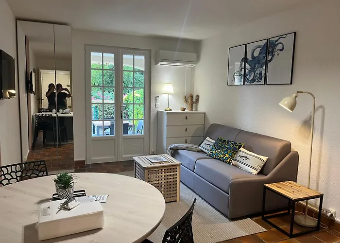 شقة Bastidon, Front De Jardin Parking, Raphael *